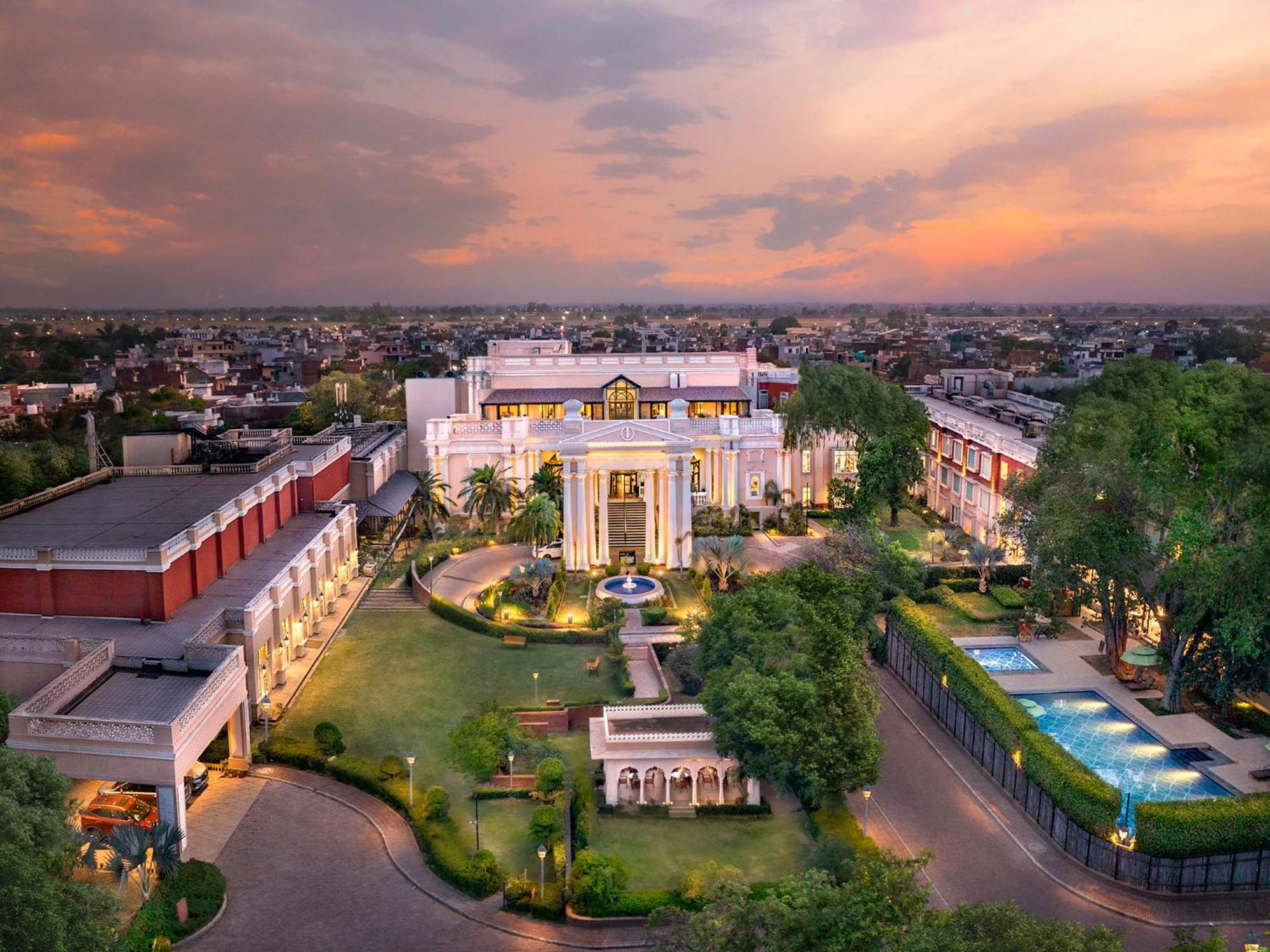 Welcomhotel By Itc Hotels, Raja Sansi, Amritszár Kültér fotó